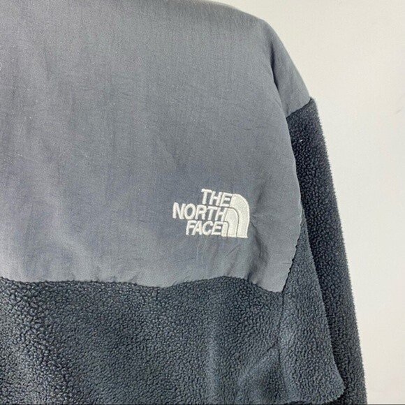 The North Face Black Women's Denali Zip Jacket - Picture 15 of 16
